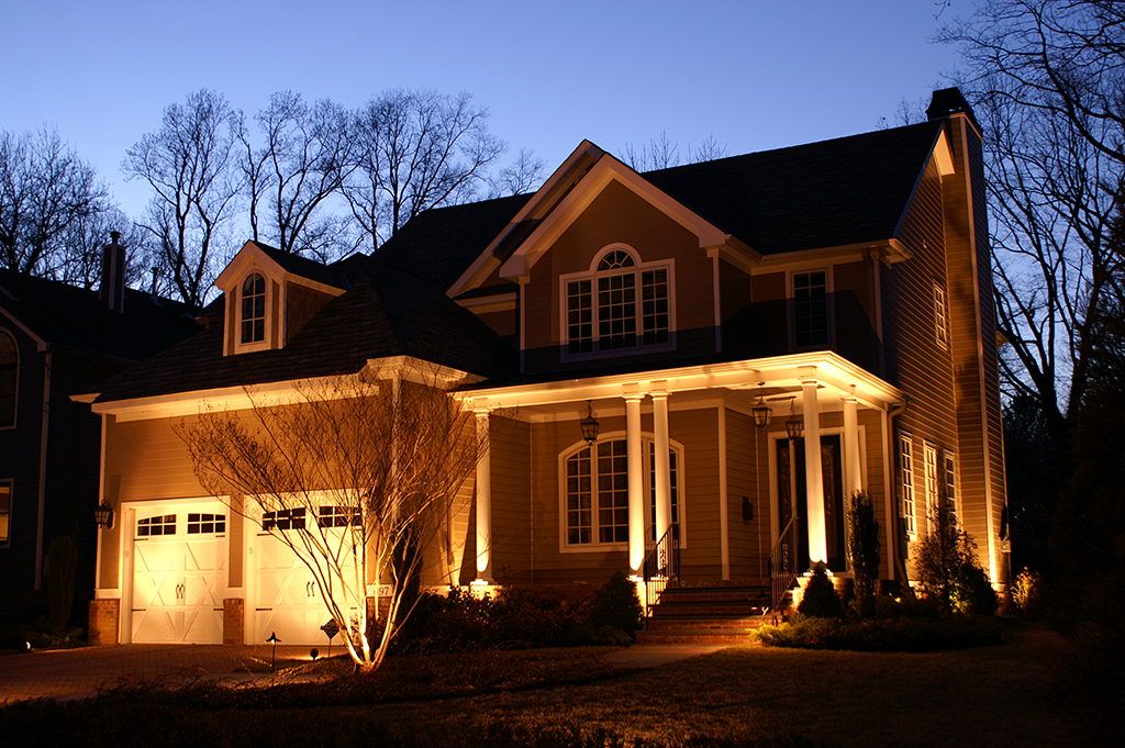 Landscape Lighting by PINNACLE photo 7